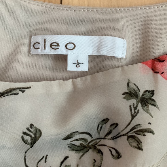 Cleo Flower Tank Top - Picture 3 of 5